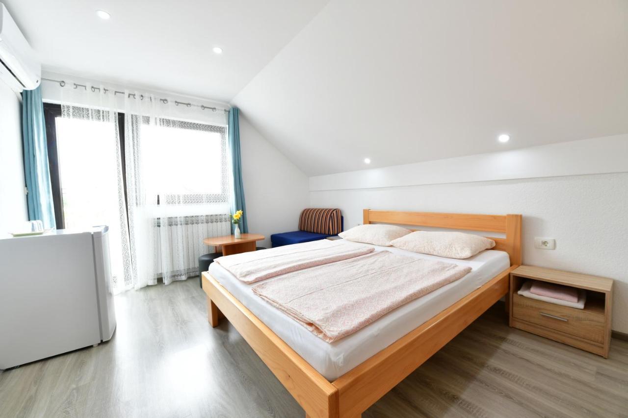 House Marinic Hotel Grabovac  Exterior foto